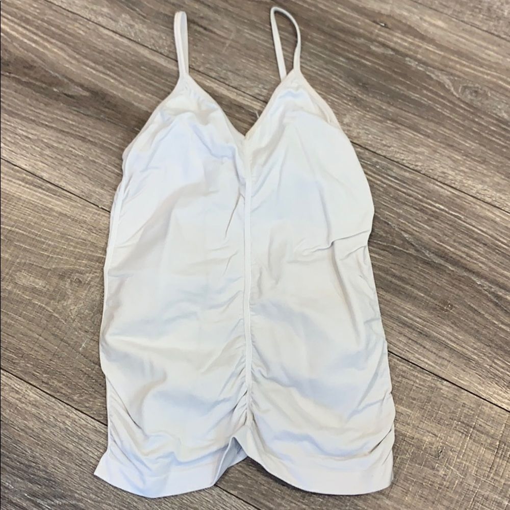 BCBG white Fitted tank top xs/s